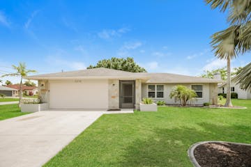 2016 S E 9TH TER CAPE CORAL, FL 33990